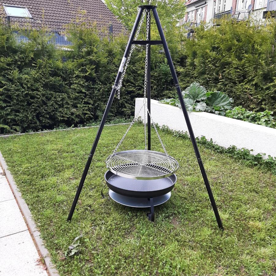 Design Apartment- 24H Self-Check-In - Bis 4 Pers - Parkplatz - Wifi - Balkon -Terrasse - In Direkter Weihernaehe - Radwege Schiffweiler Bagian luar foto